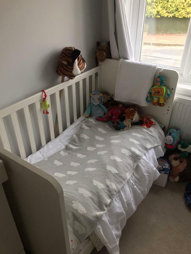 heaton 3 piece nursery furniture range